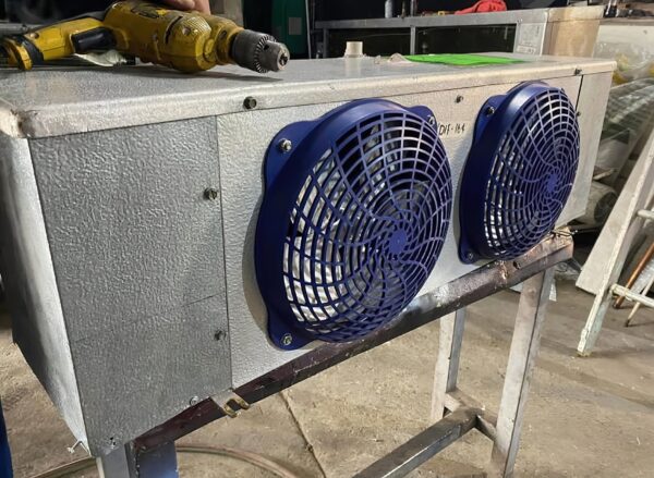 Evaporador bohn 3 ventiladoresImagen de WhatsApp 2025-05-28 a las 11.02.47_45520fce-lines-scale-2_00x Evaporador de 2 ventilas BOHN 110V