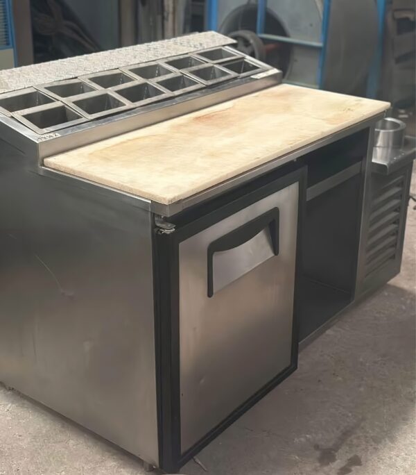 Evaporador bohn 3 ventiladoresImagen de WhatsApp 2025-05-28 a las 11.05.49_da71e494-standard-scale-2_00x Mesa fría de 1 puerta 110v