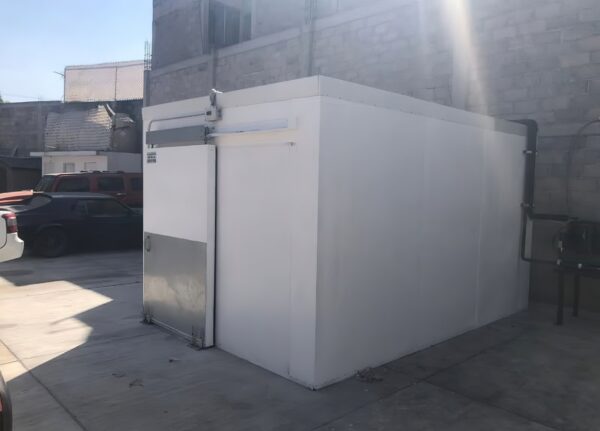 Evaporador bohn 3 ventiladoresImagen de WhatsApp 2025-05-28 a las 11.10.38_43aea9e0-standard-scale-2_00x Cámara Frigorífica para Congelación Cámara Frigorífica para Congelación 3Mts (Largo) x 3Mts (Ancho) x 2.5Mts Alto